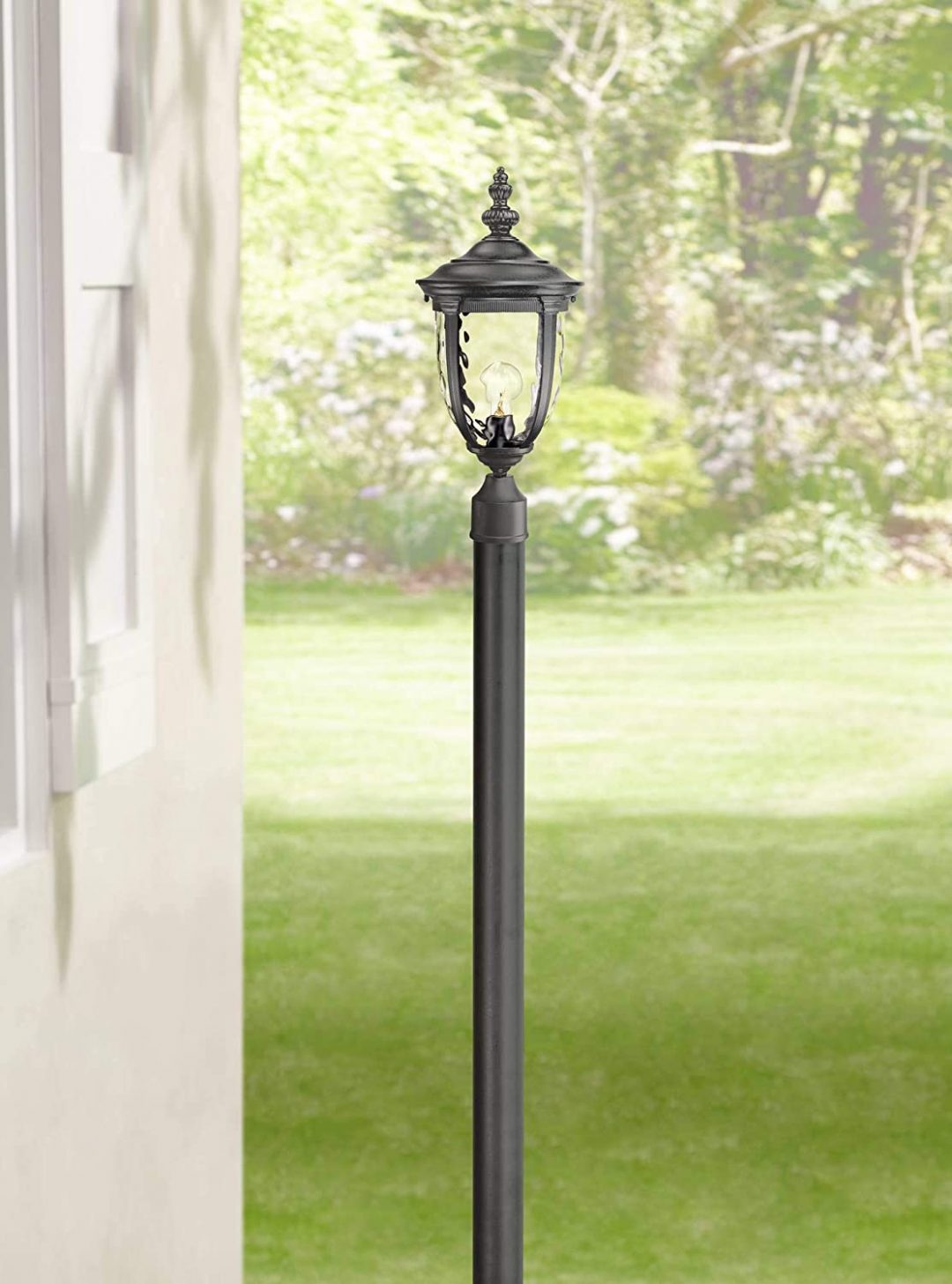 Best Outdoor Lamp Post: Buyer’s Guide and - Elegant Outdoor Space