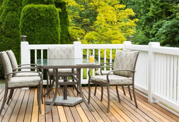 Tips for using outdoor furniture indoors