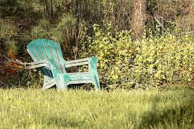 How to clean oxidized plastic patio chairs